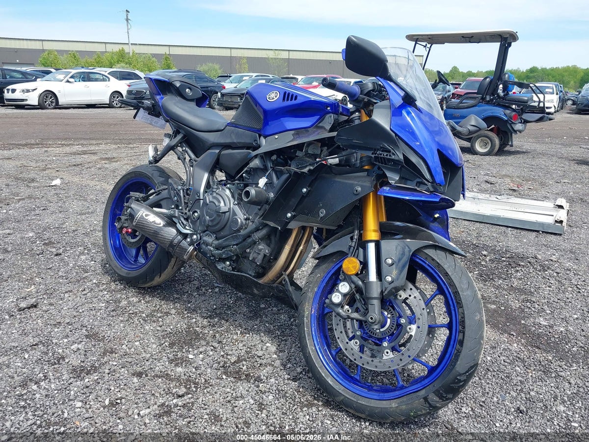 2025 YAMAHA YZFR7