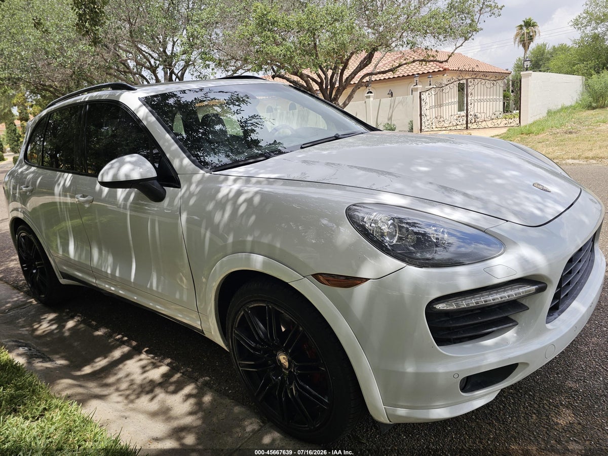 2013 PORSCHE CAYENNE GTS