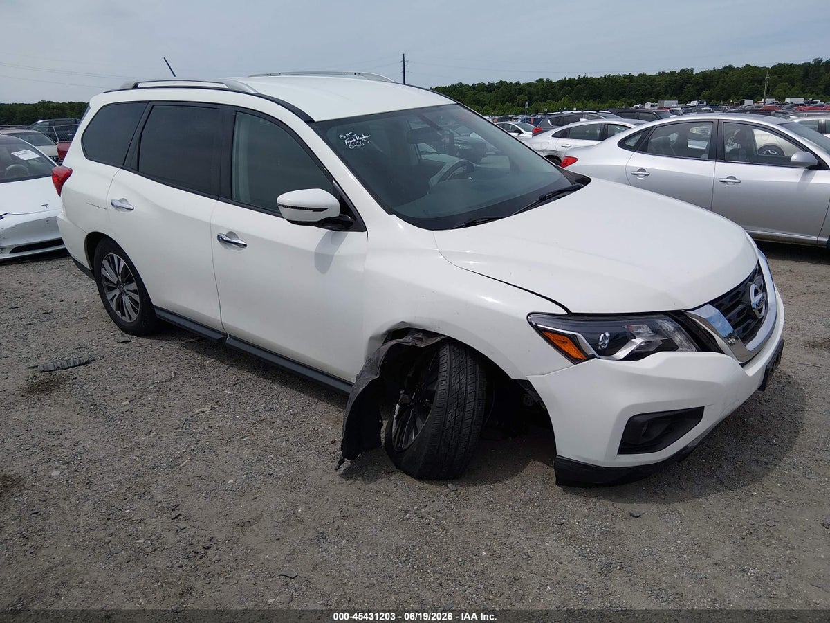 2018 NISSAN PATHFINDER SV