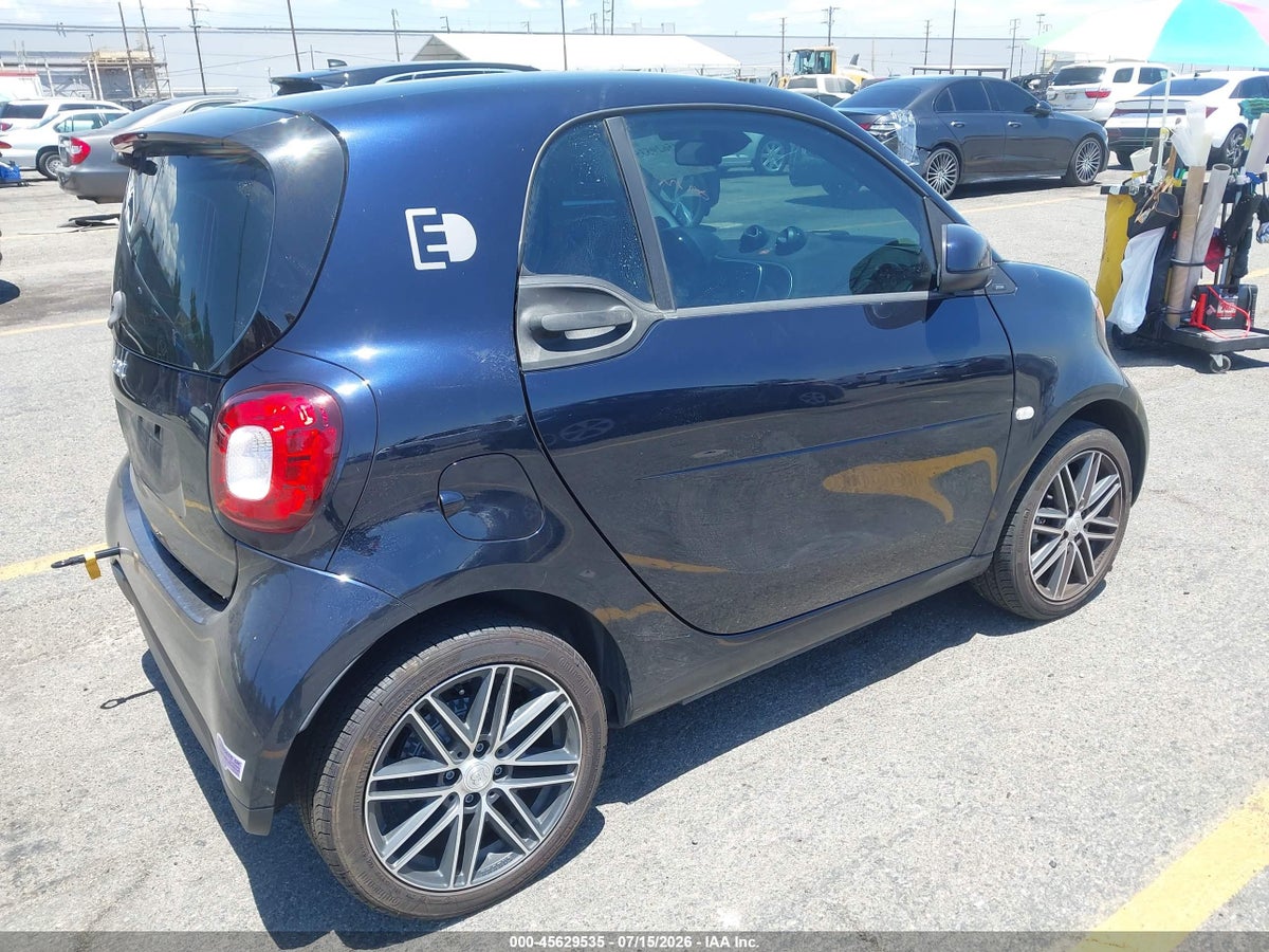 2018 SMART FORTWO ELECTRIC DRIVE PRIME — снимка 4