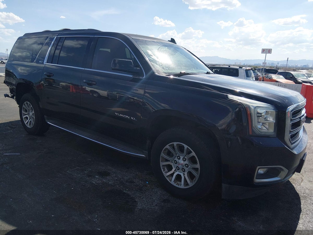 2017 GMC YUKON XL SLE