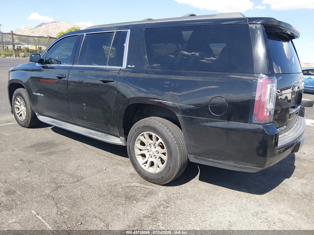 2017 GMC YUKON XL SLE — снимка 3