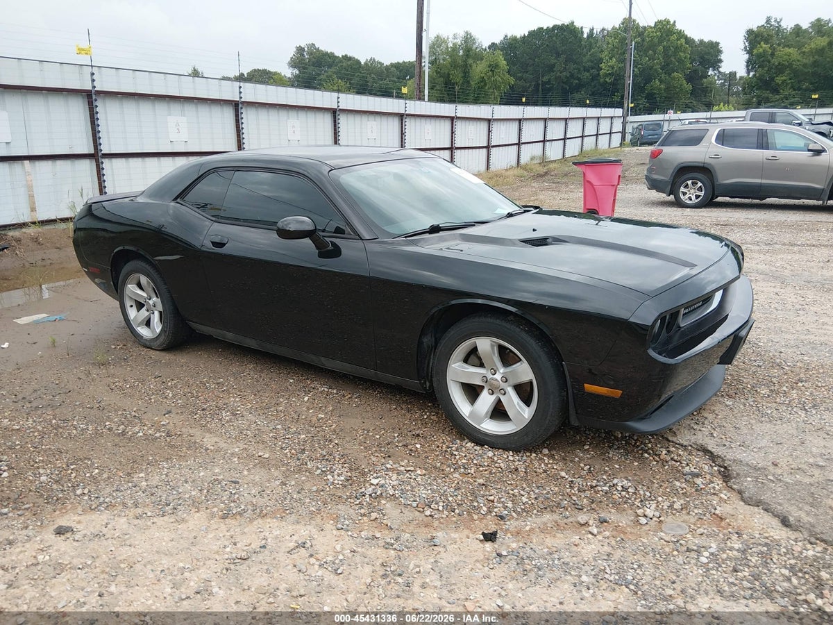 2013 DODGE CHALLENGER SXT