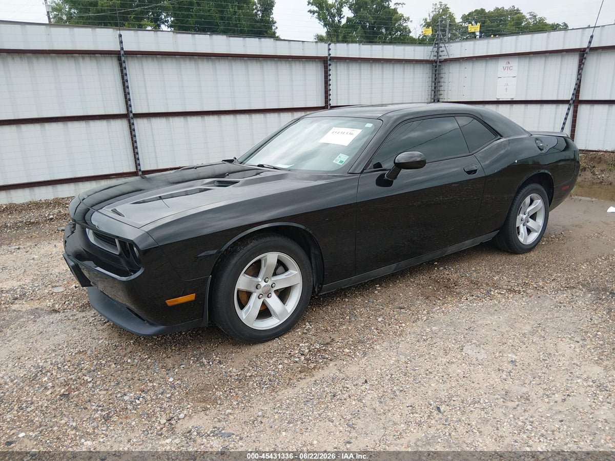 2013 DODGE CHALLENGER SXT — снимка 2