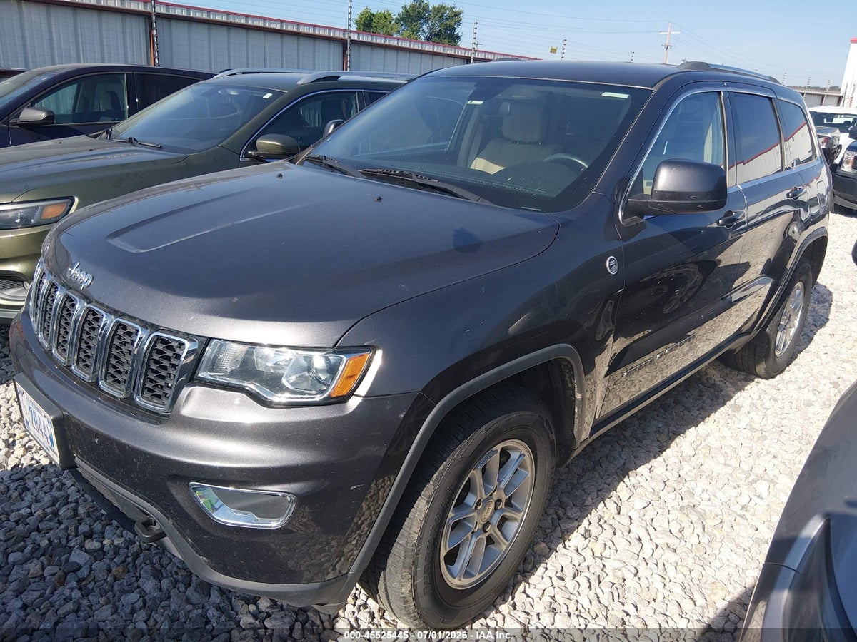 2019 JEEP GRAND CHEROKEE LAREDO E 4X4 — снимка 2