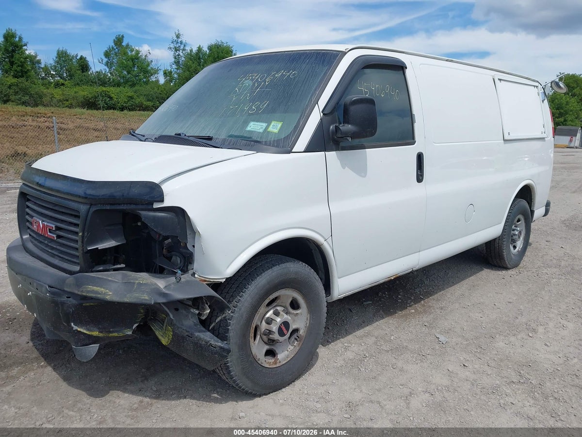 2011 GMC SAVANA 3500 WORK VAN — снимка 2