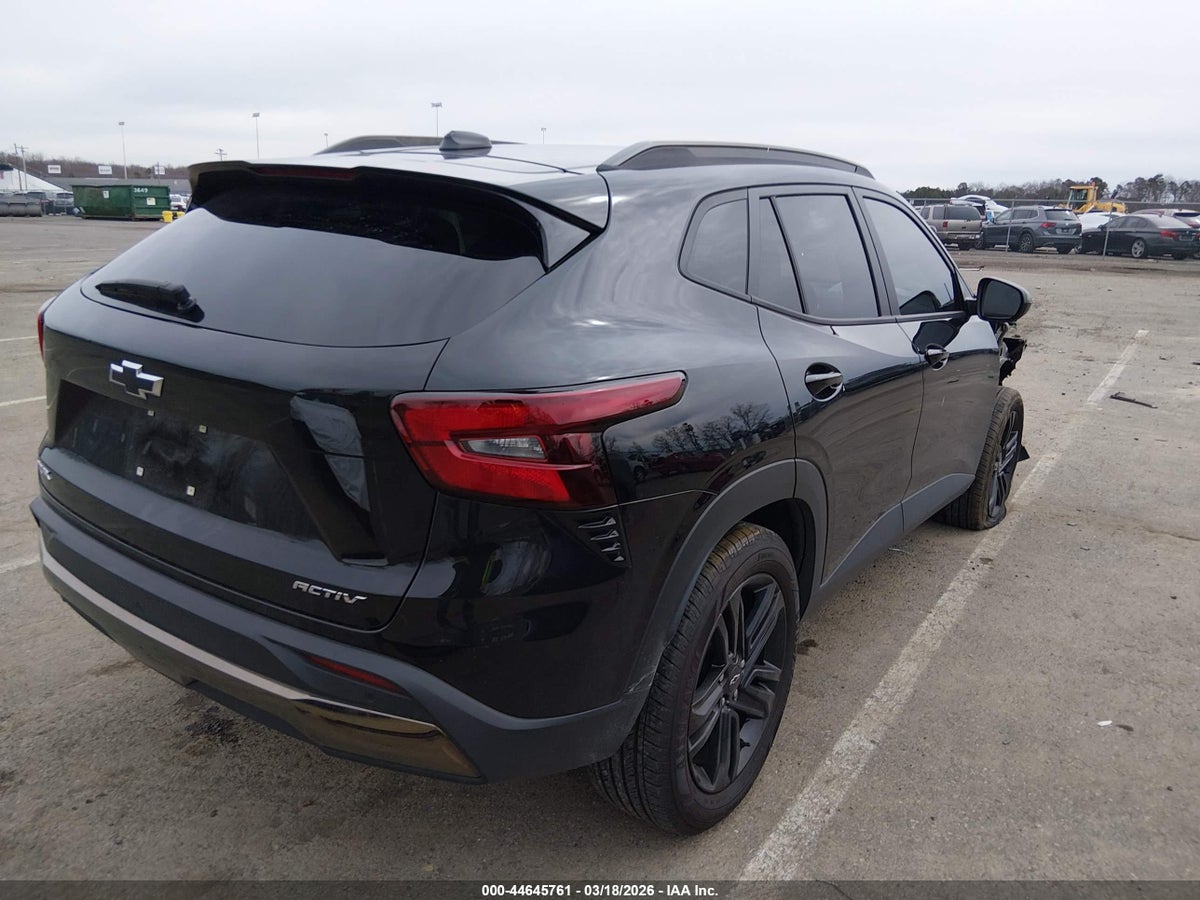 2025 CHEVROLET TRAX FWD ACTIV — снимка 4