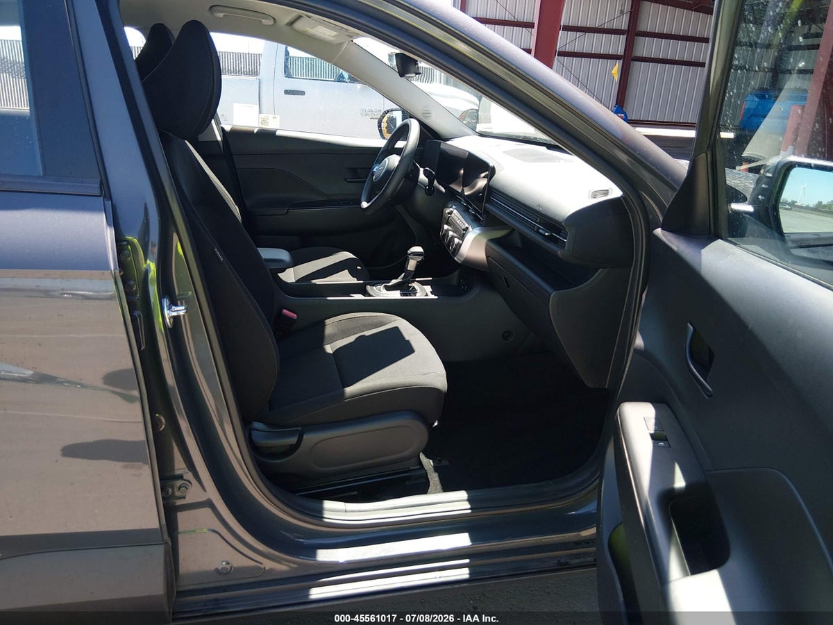 2024 HYUNDAI KONA SE — снимка 5