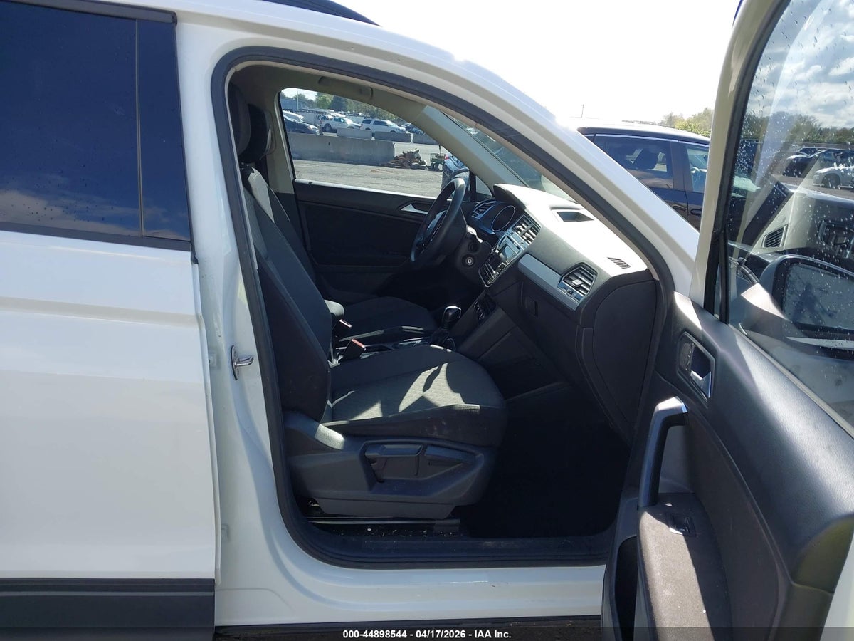 2019 VOLKSWAGEN TIGUAN 2.0T S — снимка 5