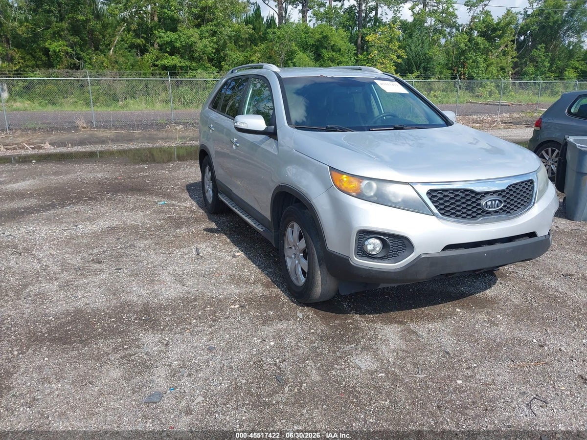 2013 KIA SORENTO LX