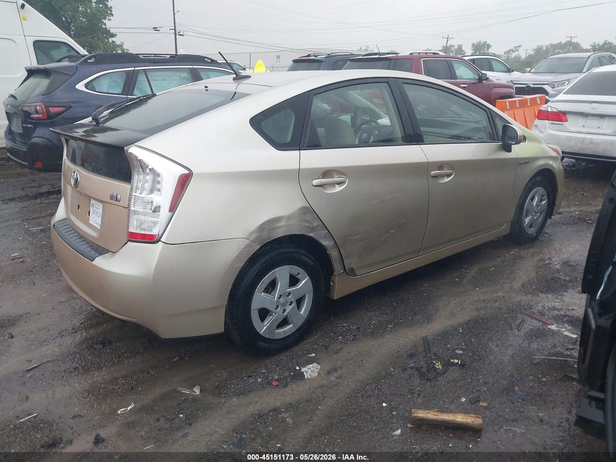2011 TOYOTA PRIUS TWO — снимка 4