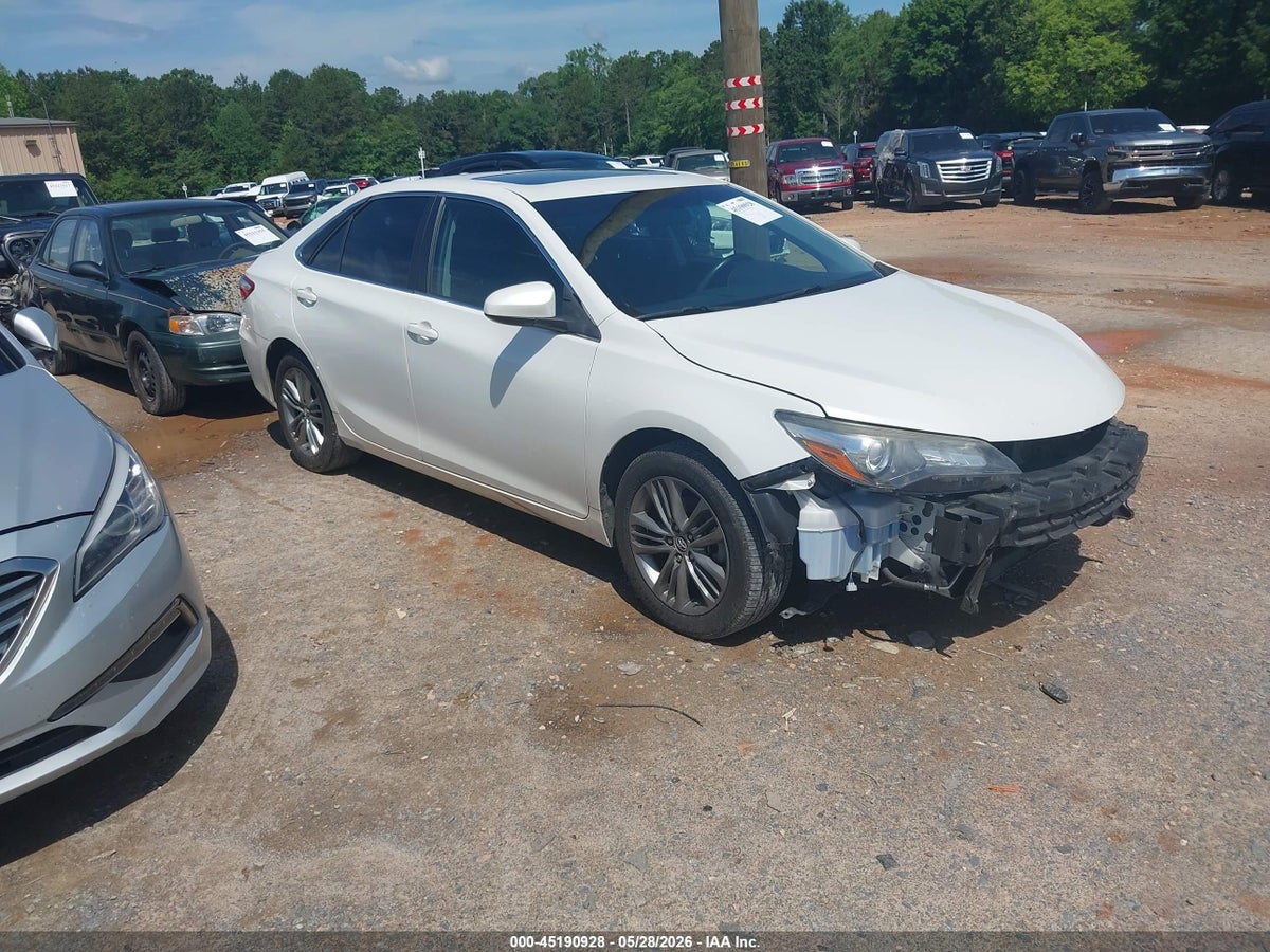 2017 TOYOTA CAMRY SE