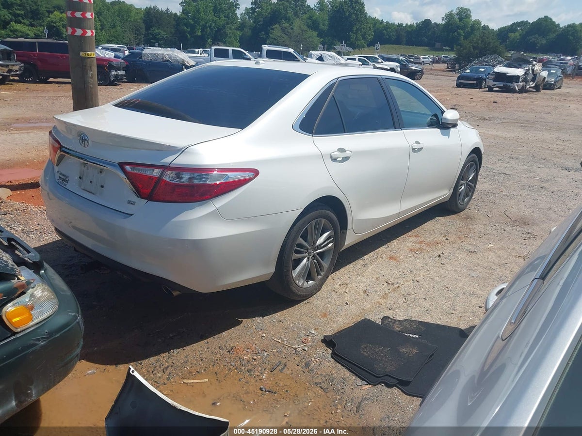 2017 TOYOTA CAMRY SE — снимка 4