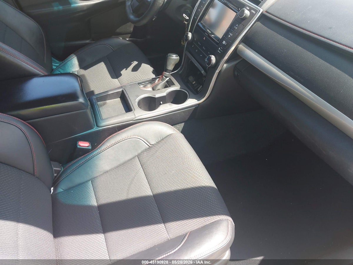 2017 TOYOTA CAMRY SE — снимка 5