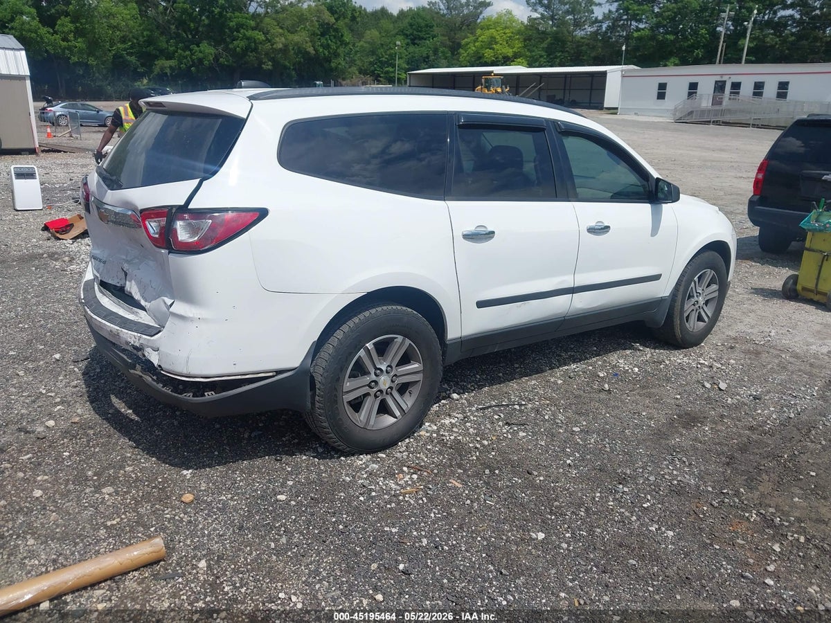 2017 CHEVROLET TRAVERSE LS — снимка 4