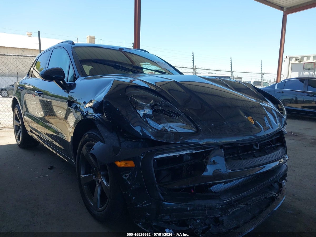 2026 PORSCHE MACAN T