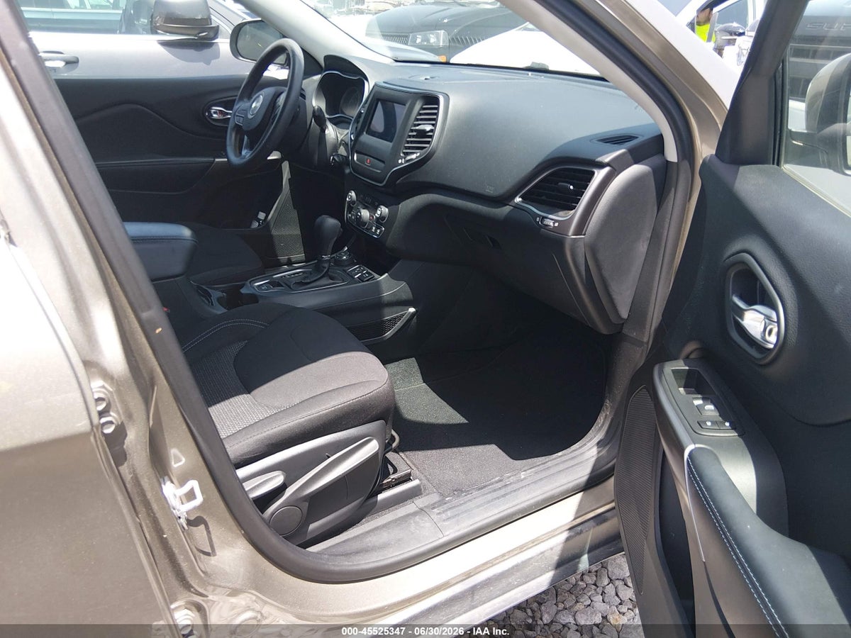 2019 JEEP CHEROKEE LATITUDE 4X4 — снимка 5