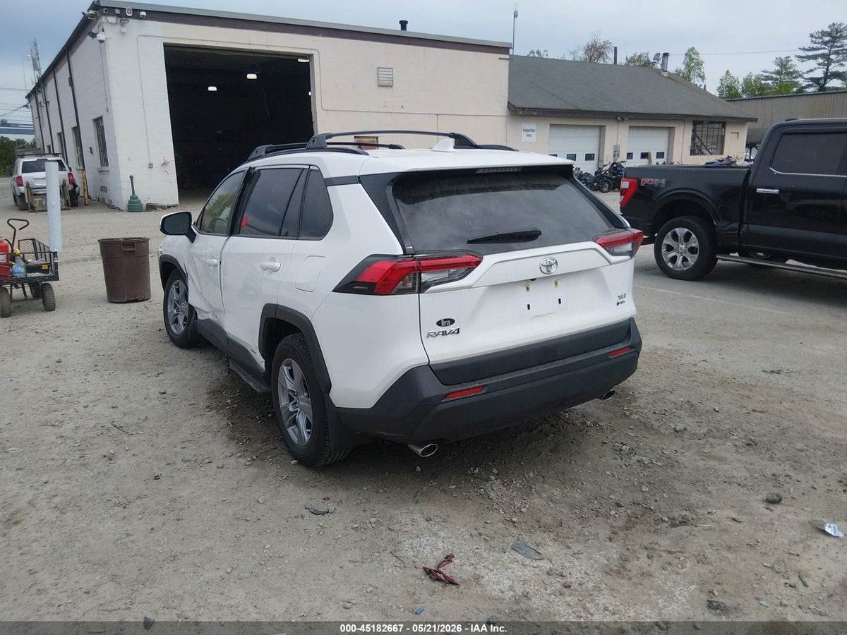 2025 TOYOTA RAV4 HYBRID XLE — снимка 3