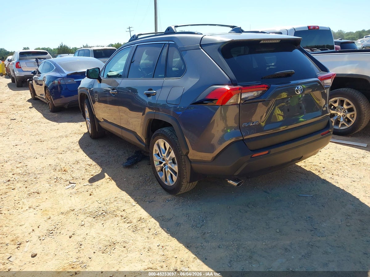 2025 TOYOTA RAV4 XLE PREMIUM — снимка 3