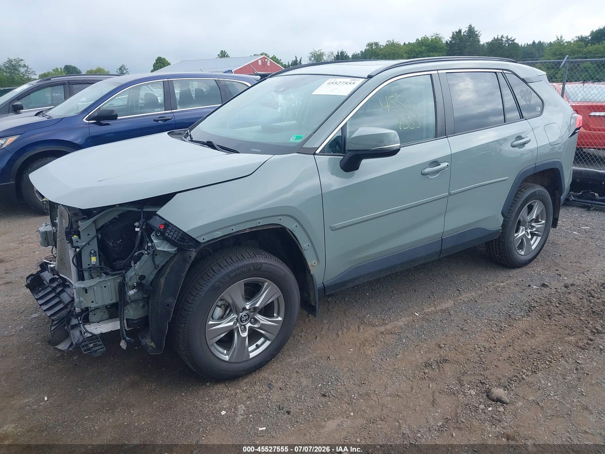 2023 TOYOTA RAV4 XLE — снимка 2