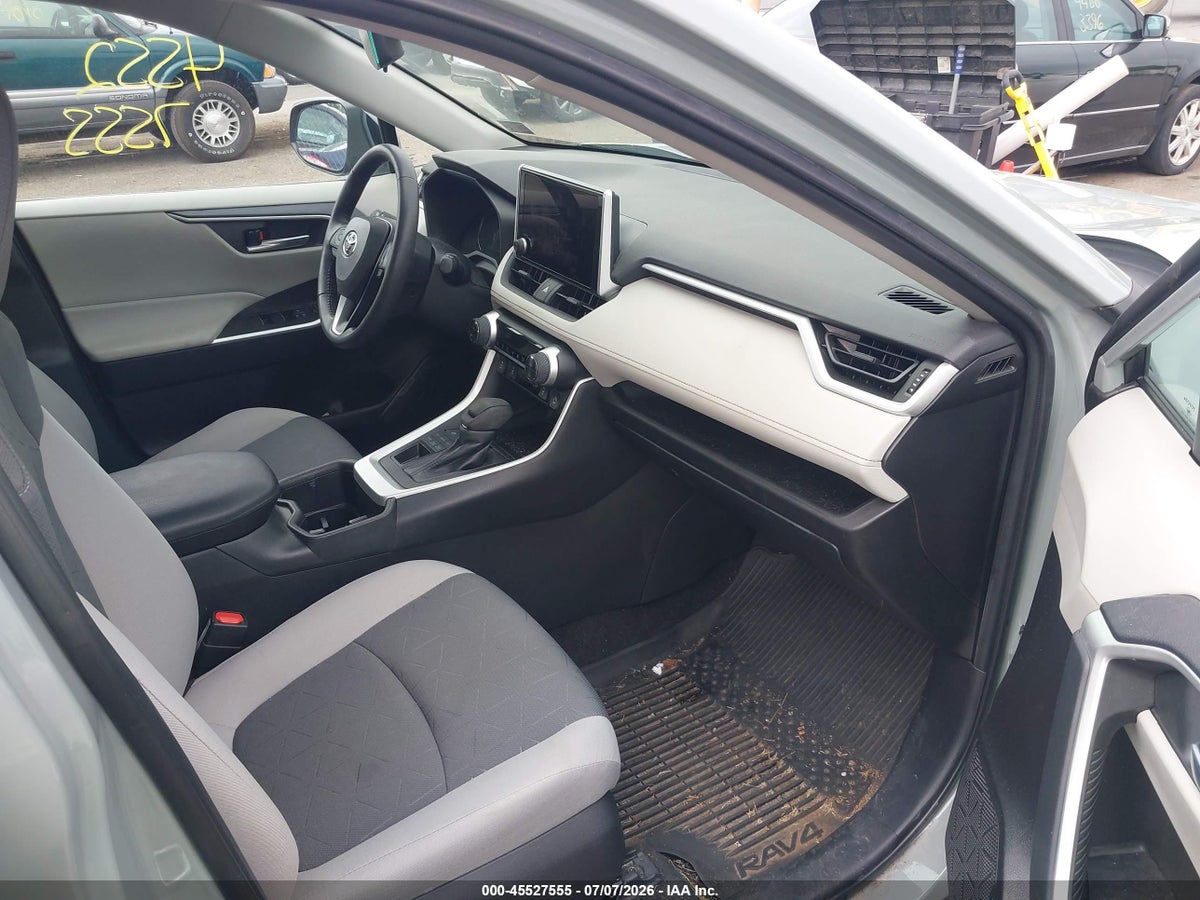 2023 TOYOTA RAV4 XLE — снимка 5
