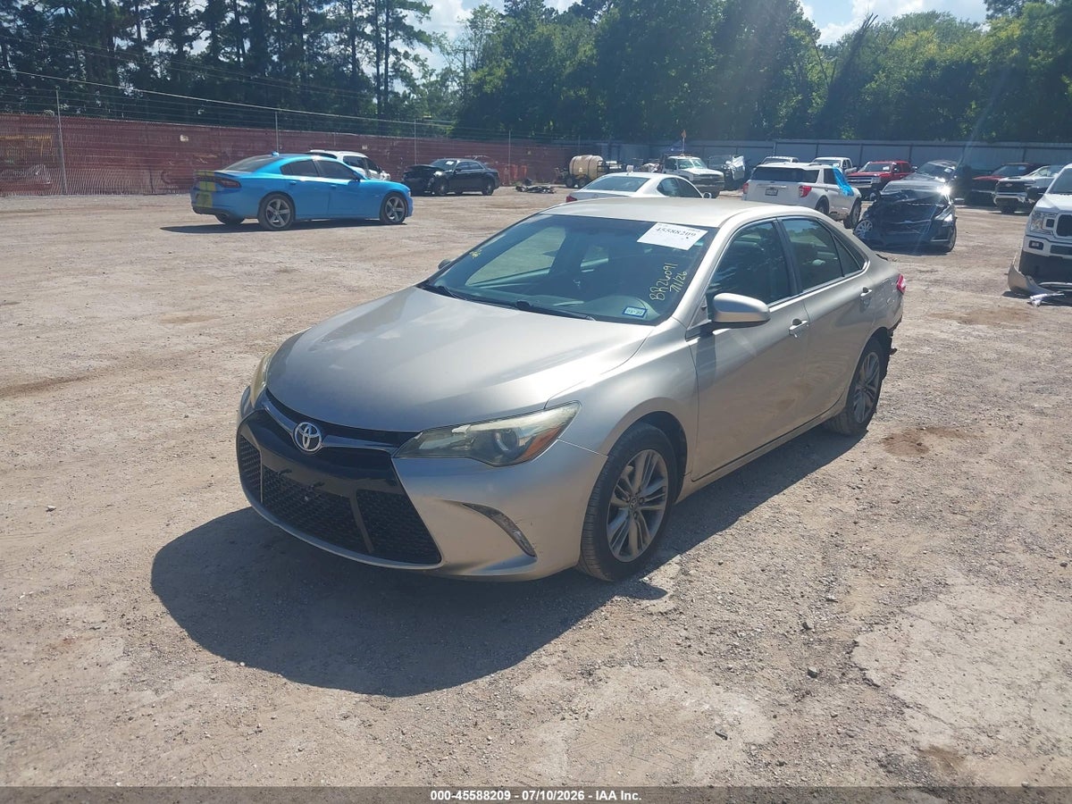 2015 TOYOTA CAMRY SE — снимка 2