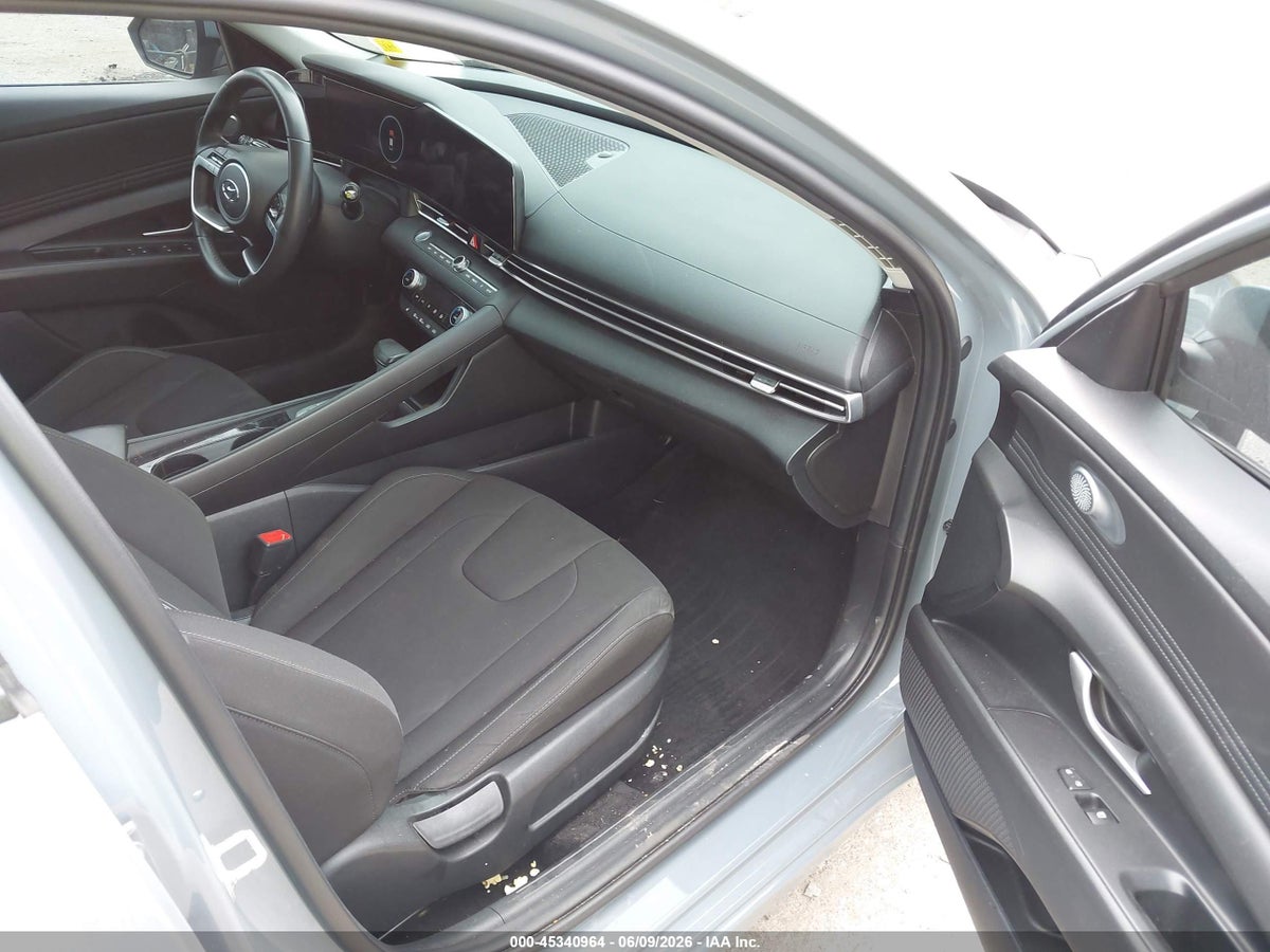 2023 HYUNDAI ELANTRA SEL — снимка 5