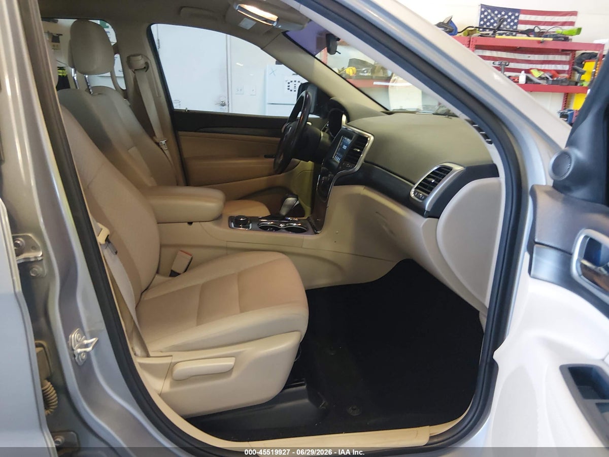 2019 JEEP GRAND CHEROKEE LAREDO E 4X4 — снимка 5