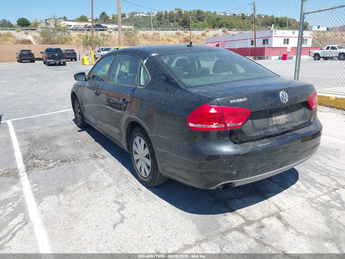 2013 VOLKSWAGEN PASSAT 2.5L S — снимка 3