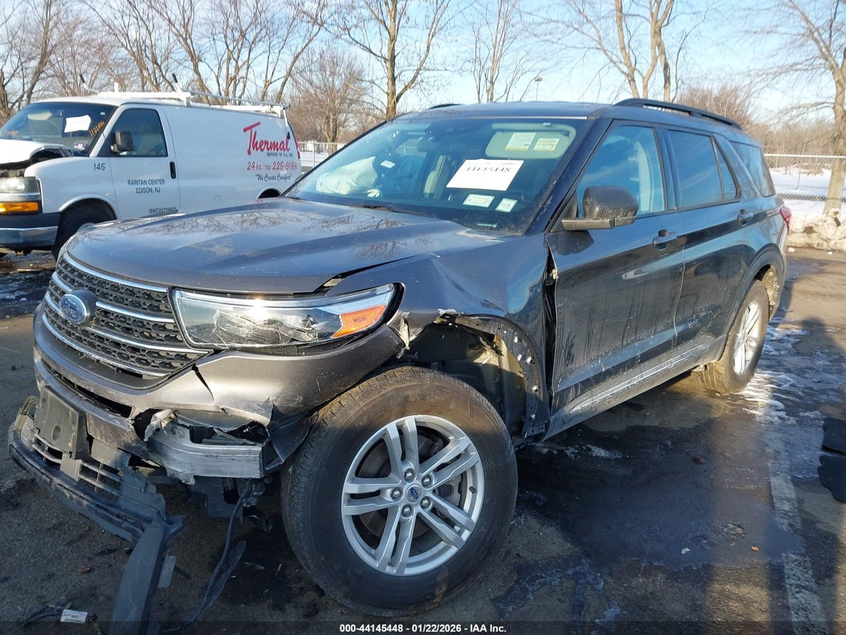 2021 FORD EXPLORER XLT — снимка 2