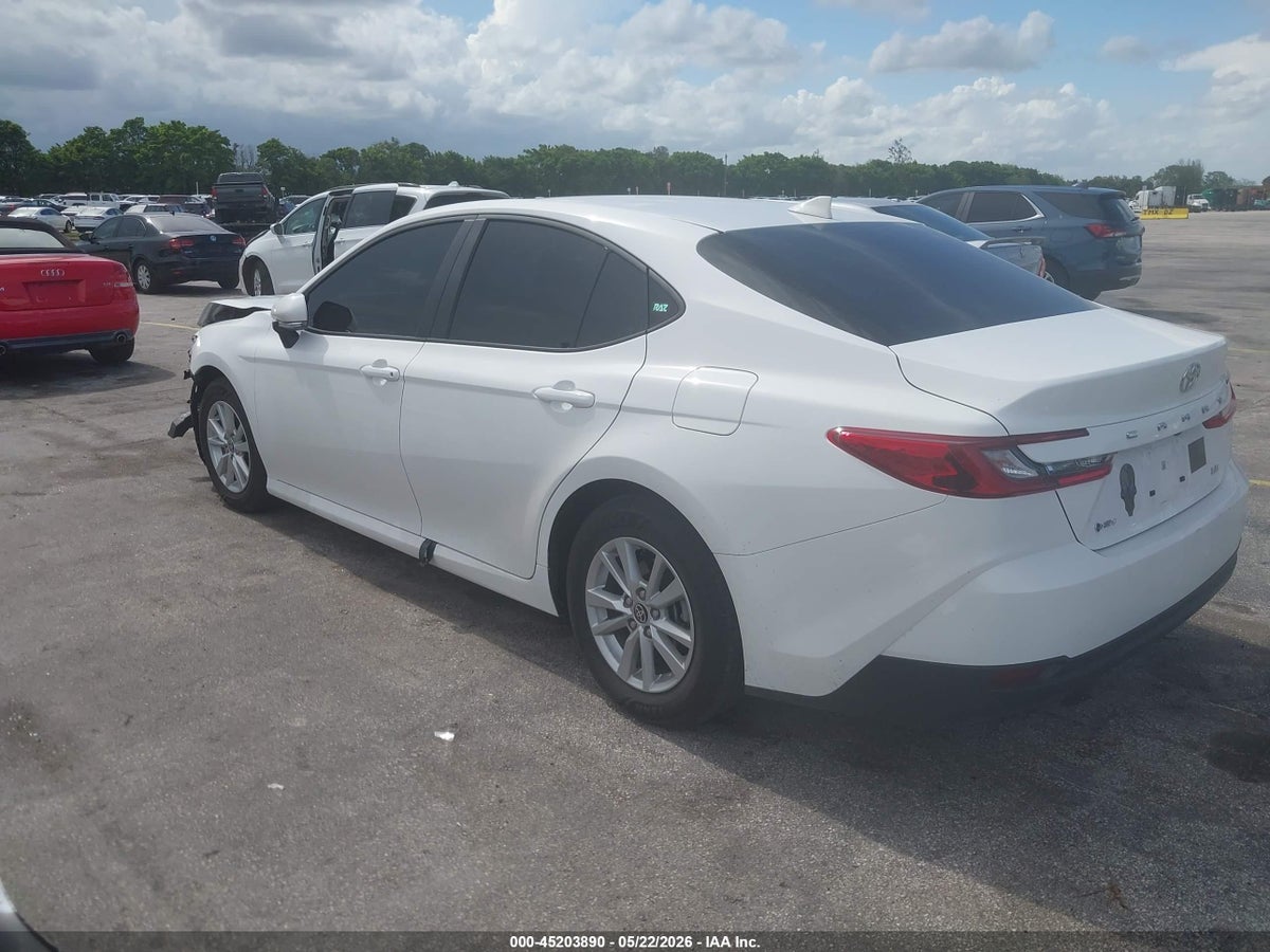 2025 TOYOTA CAMRY LE — снимка 3