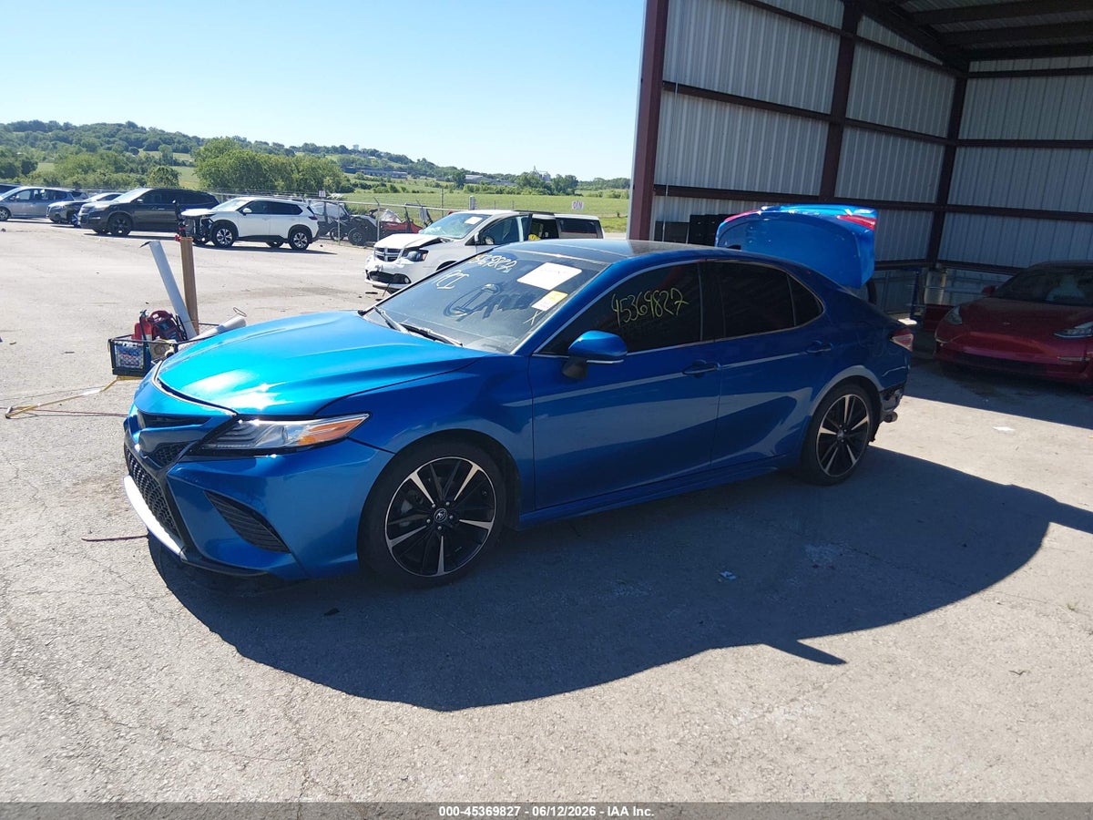 2020 TOYOTA CAMRY XSE — снимка 2