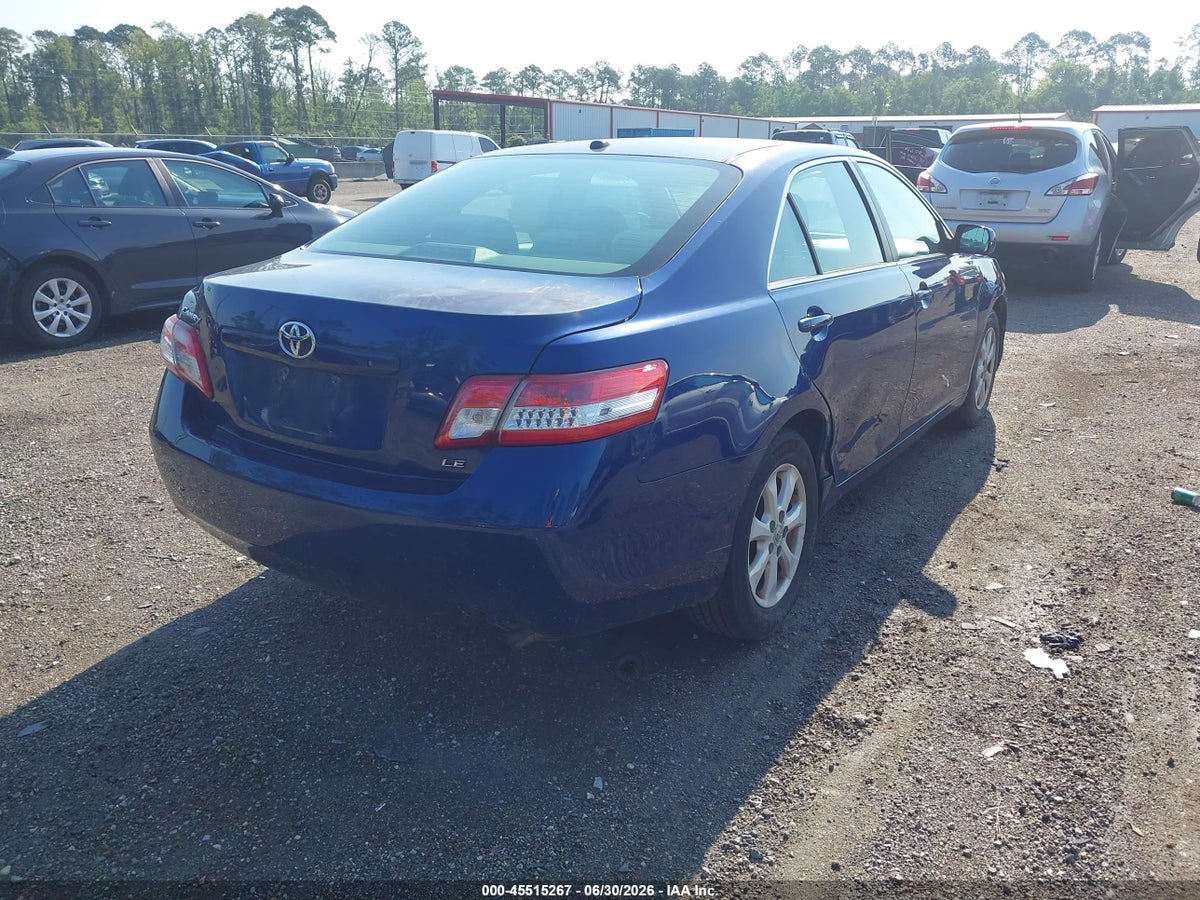 2011 TOYOTA CAMRY LE — снимка 4