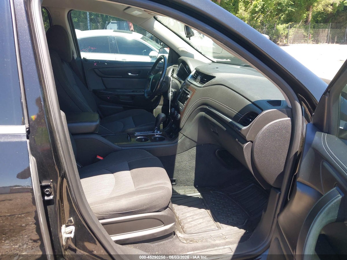 2017 CHEVROLET TRAVERSE 1LT — снимка 5