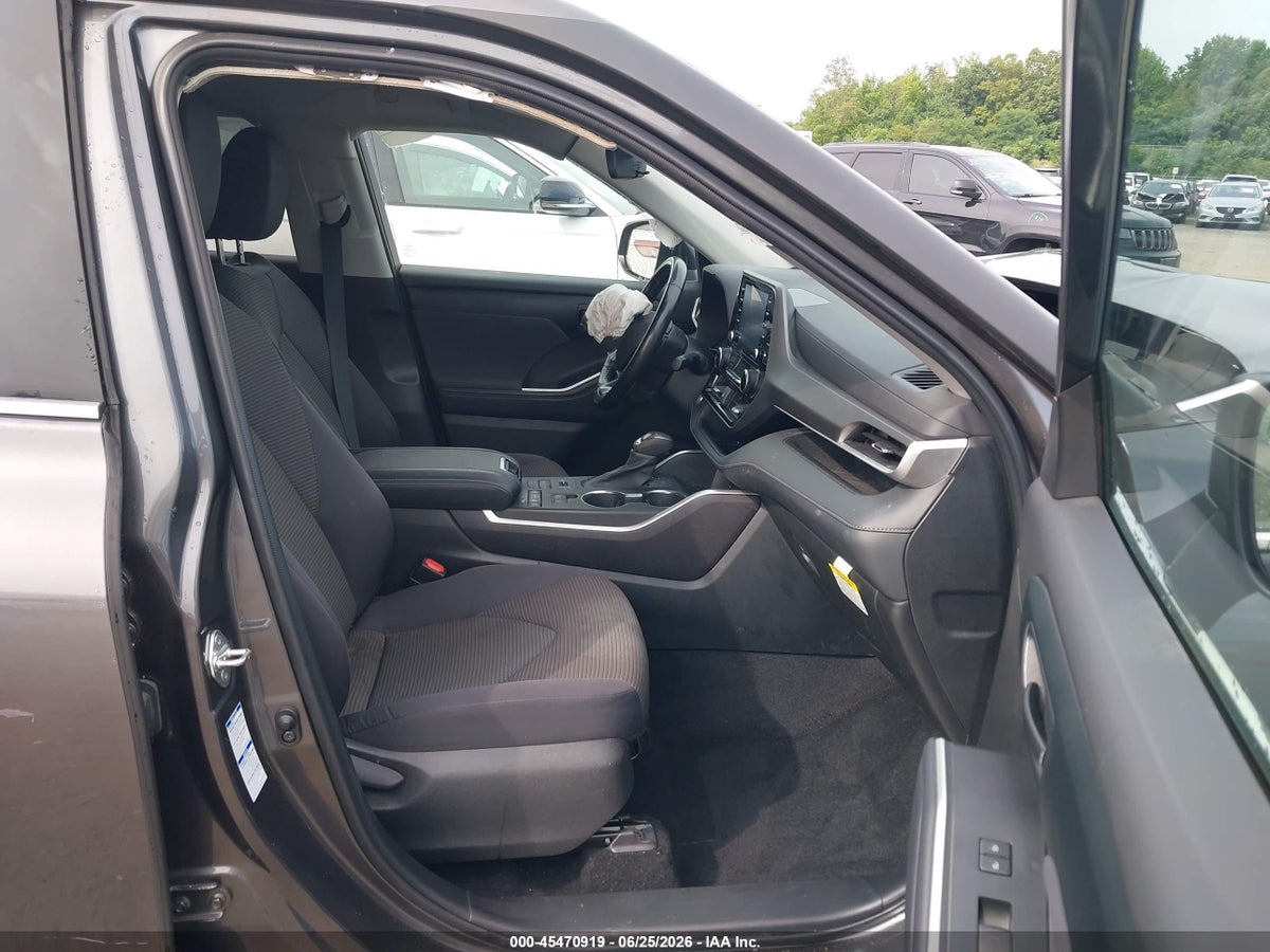 2022 TOYOTA HIGHLANDER LE — снимка 5