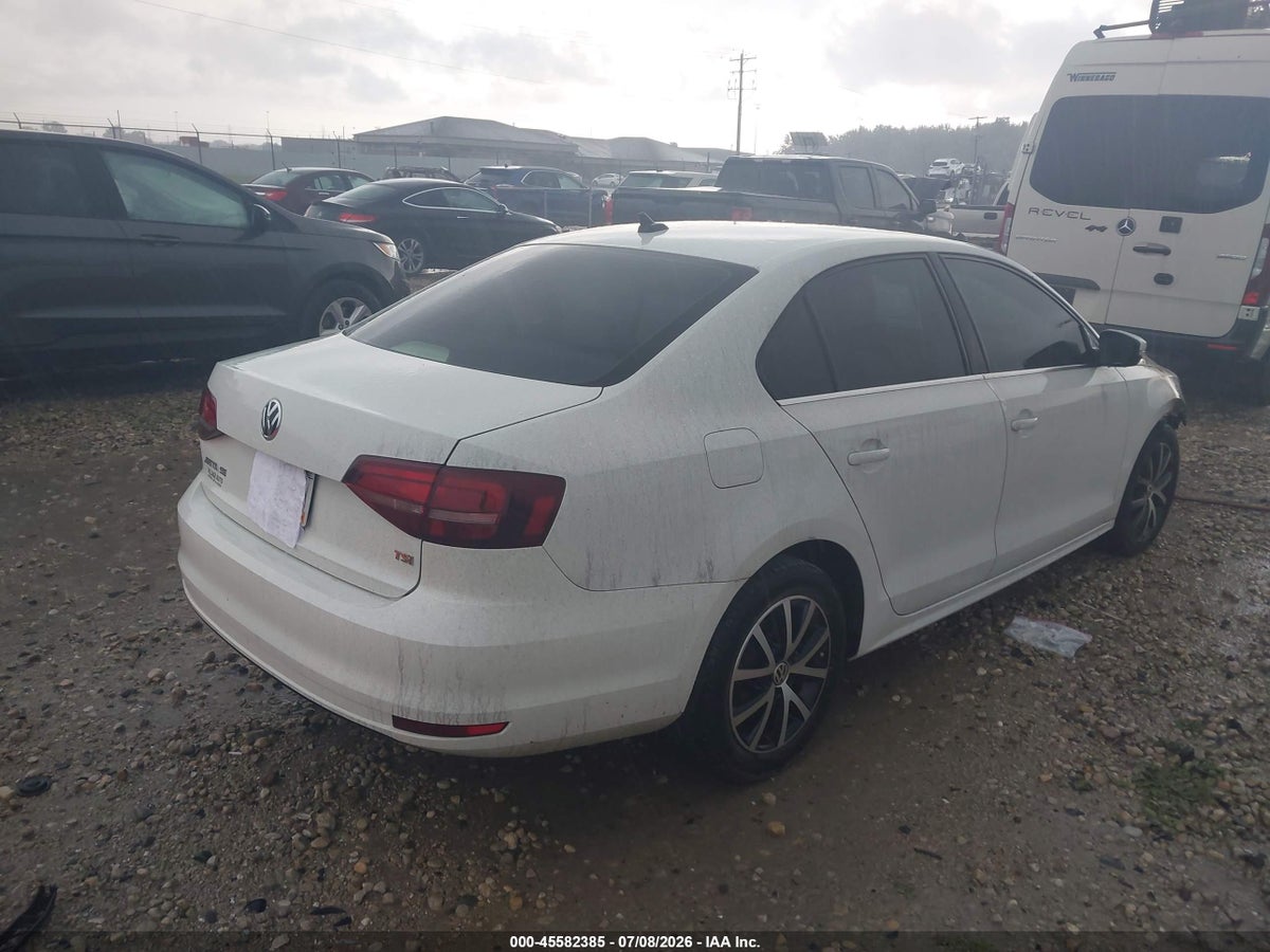 2017 VOLKSWAGEN JETTA 1.4T SE — снимка 4