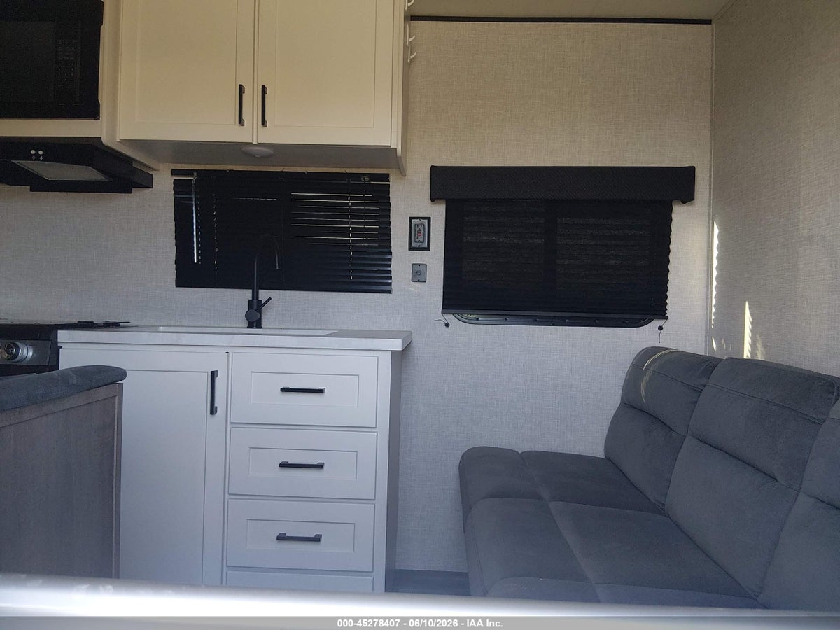 2025 JAYCO JAYFL184BH — снимка 5