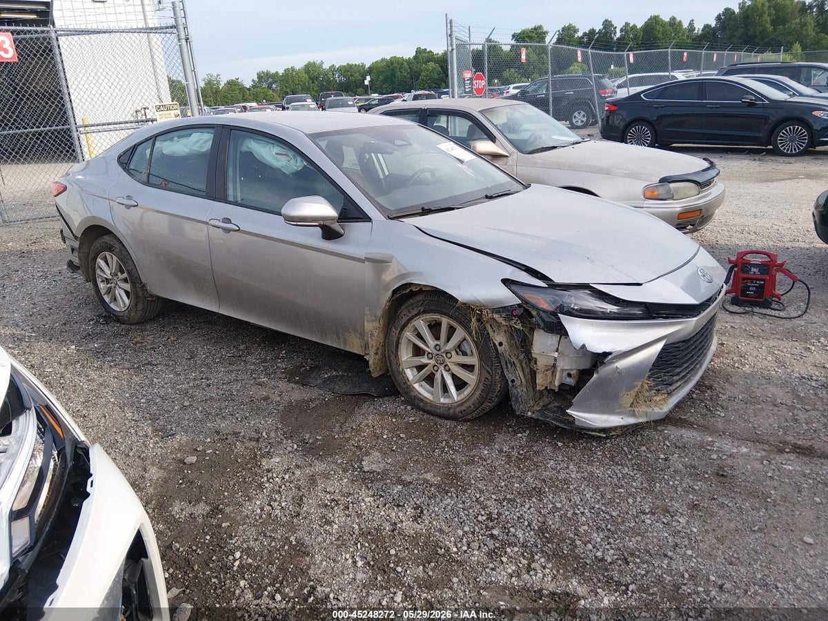 2025 TOYOTA CAMRY LE