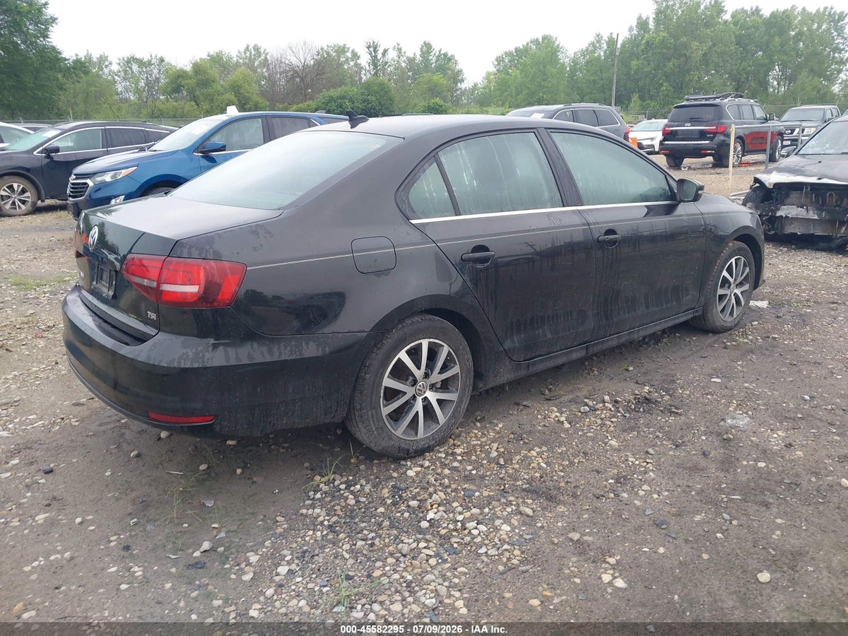 2017 VOLKSWAGEN JETTA 1.4T SE — снимка 4