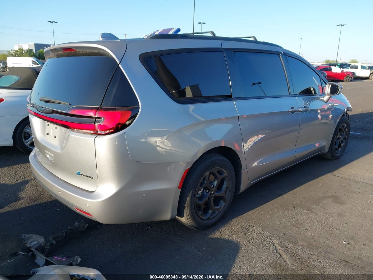 2021 CHRYSLER PACIFICA HYBRID LIMITED — снимка 4