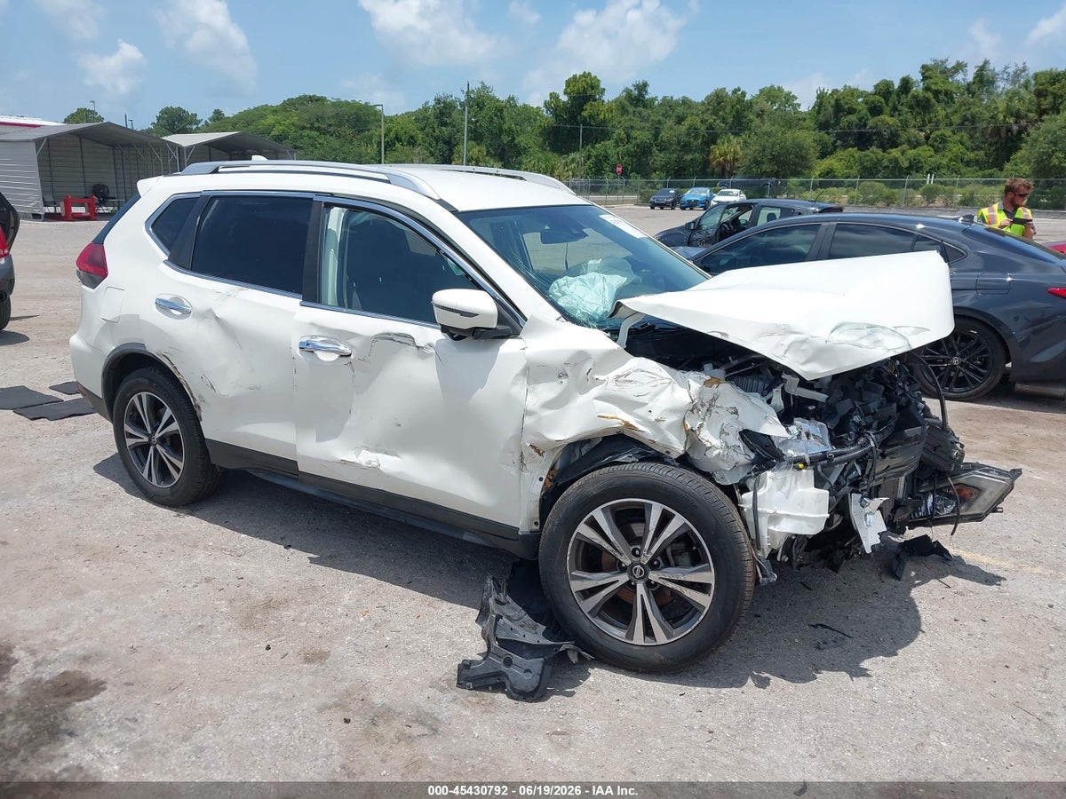 2019 NISSAN ROGUE SV