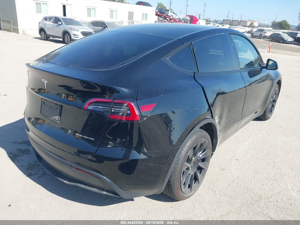 2023 TESLA MODEL Y AWD/LONG RANGE DUAL MOTOR ALL-WHEEL DRIVE — снимка 4