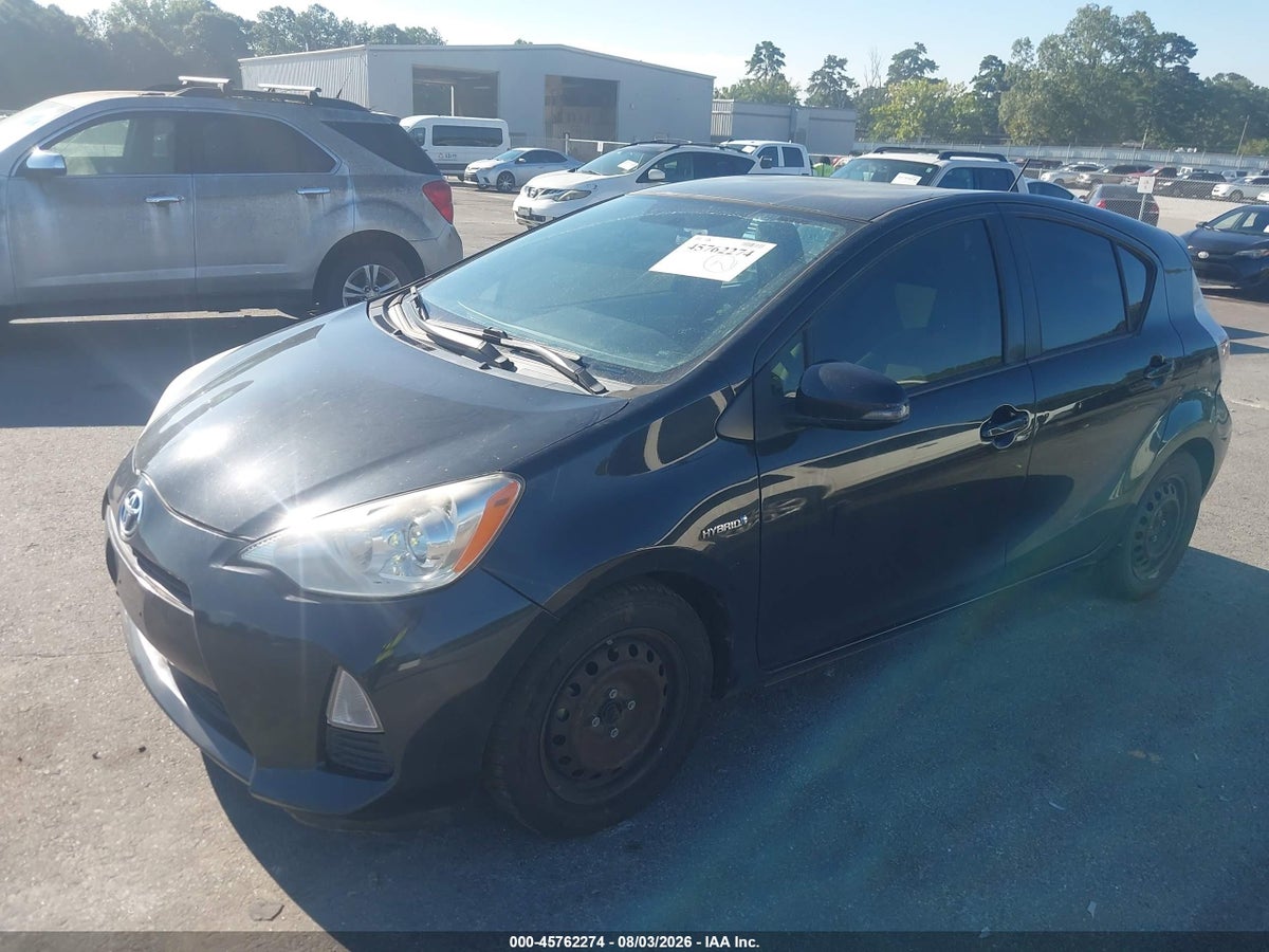 2013 TOYOTA PRIUS C ONE — снимка 2