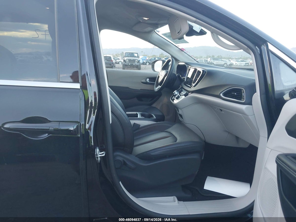 2024 CHRYSLER PACIFICA TOURING L — снимка 5