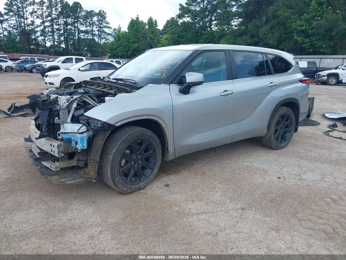 2023 TOYOTA HIGHLANDER LE — снимка 2