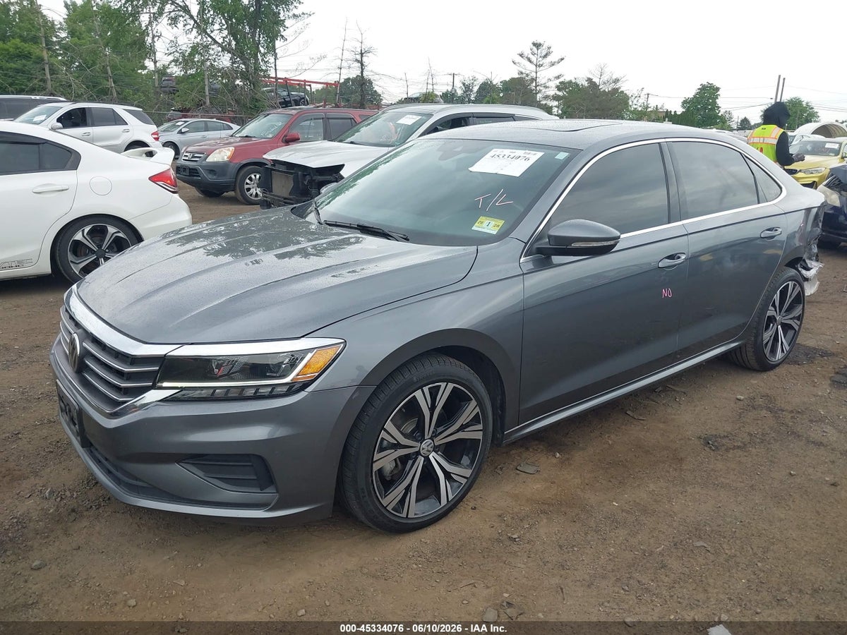2021 VOLKSWAGEN PASSAT 2.0T SE — снимка 2