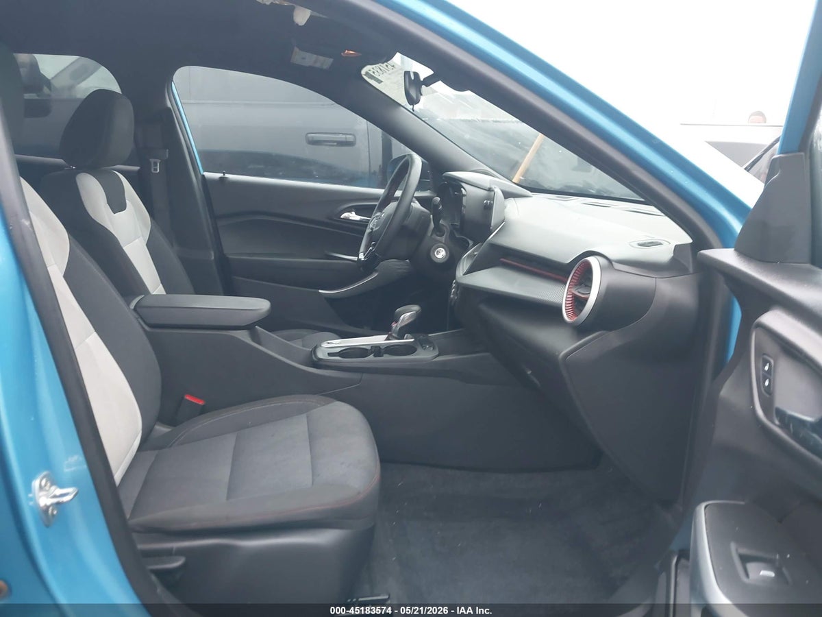 2025 CHEVROLET TRAX FWD 1RS — снимка 5