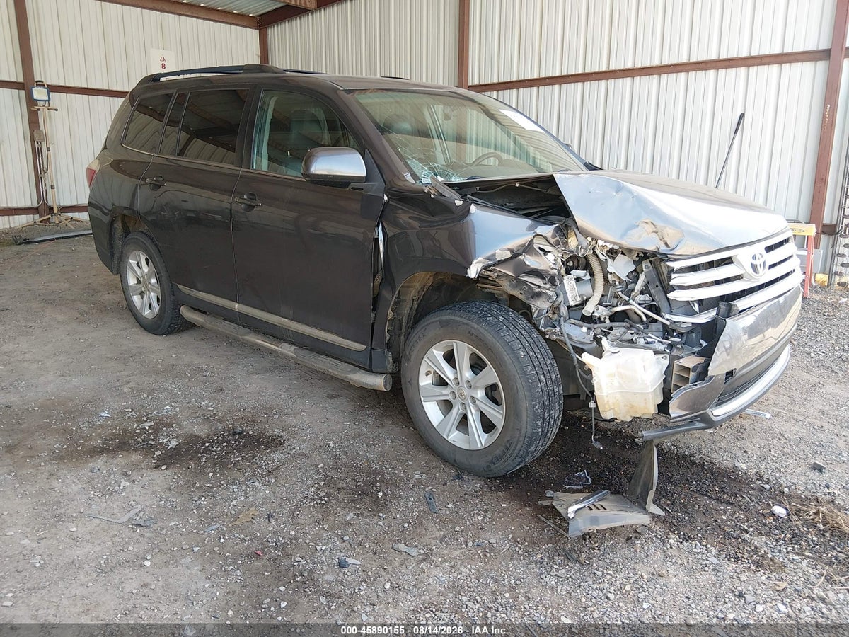 2013 TOYOTA HIGHLANDER SE V6