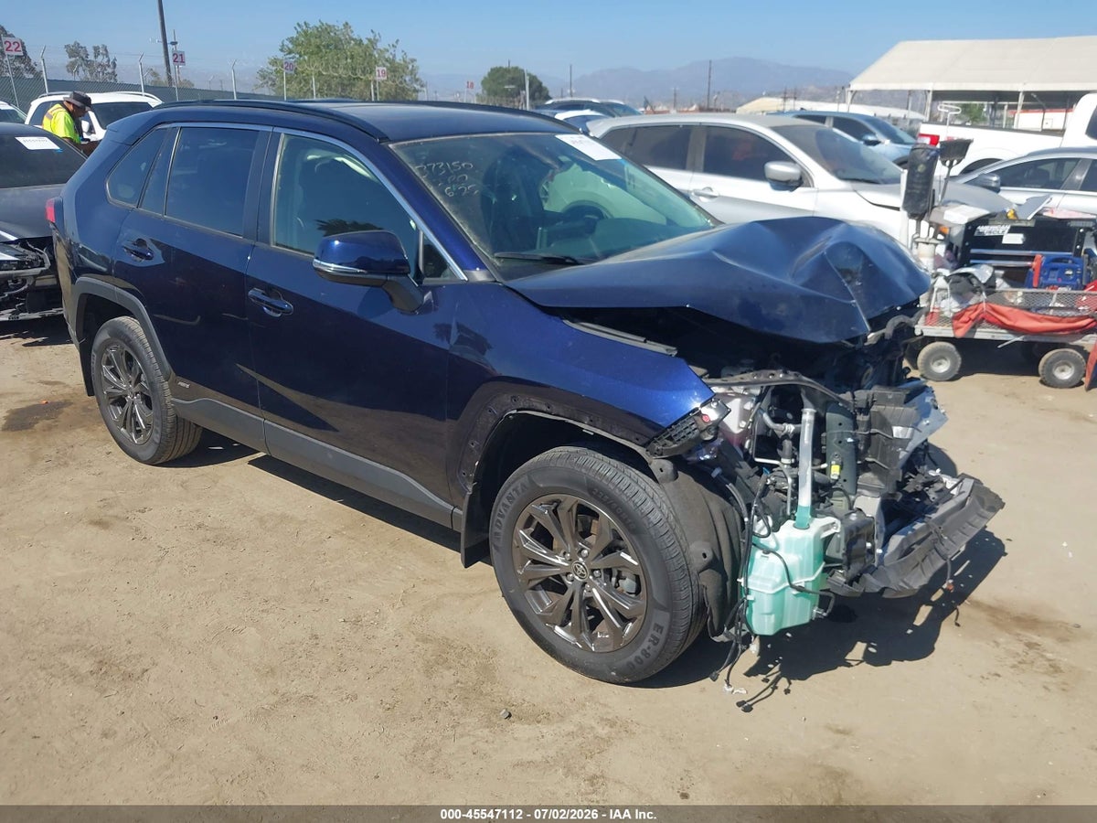2024 TOYOTA RAV4 HYBRID XLE PREMIUM