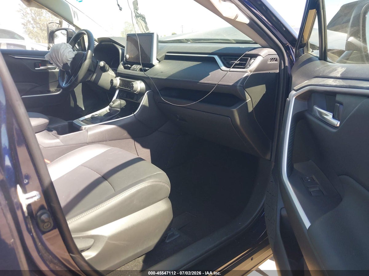 2024 TOYOTA RAV4 HYBRID XLE PREMIUM — снимка 5